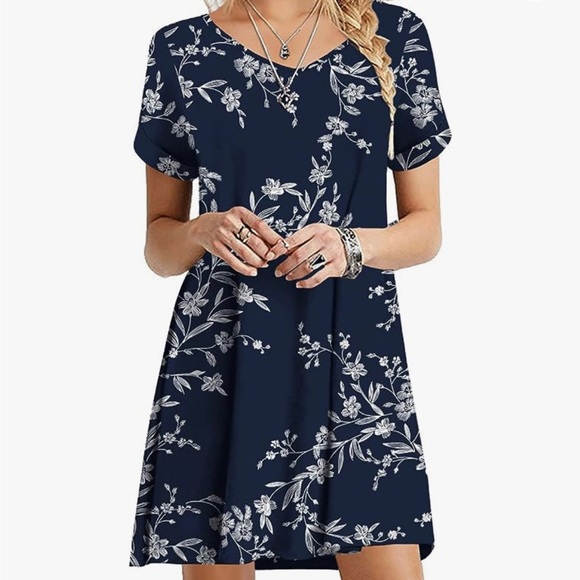 Summer Dress - Picture 1 of 4